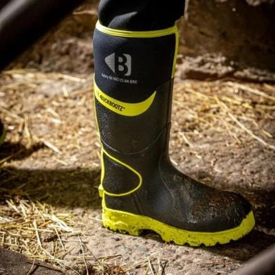 Buckler Boots Safety Wellingtons | Black/Yellow